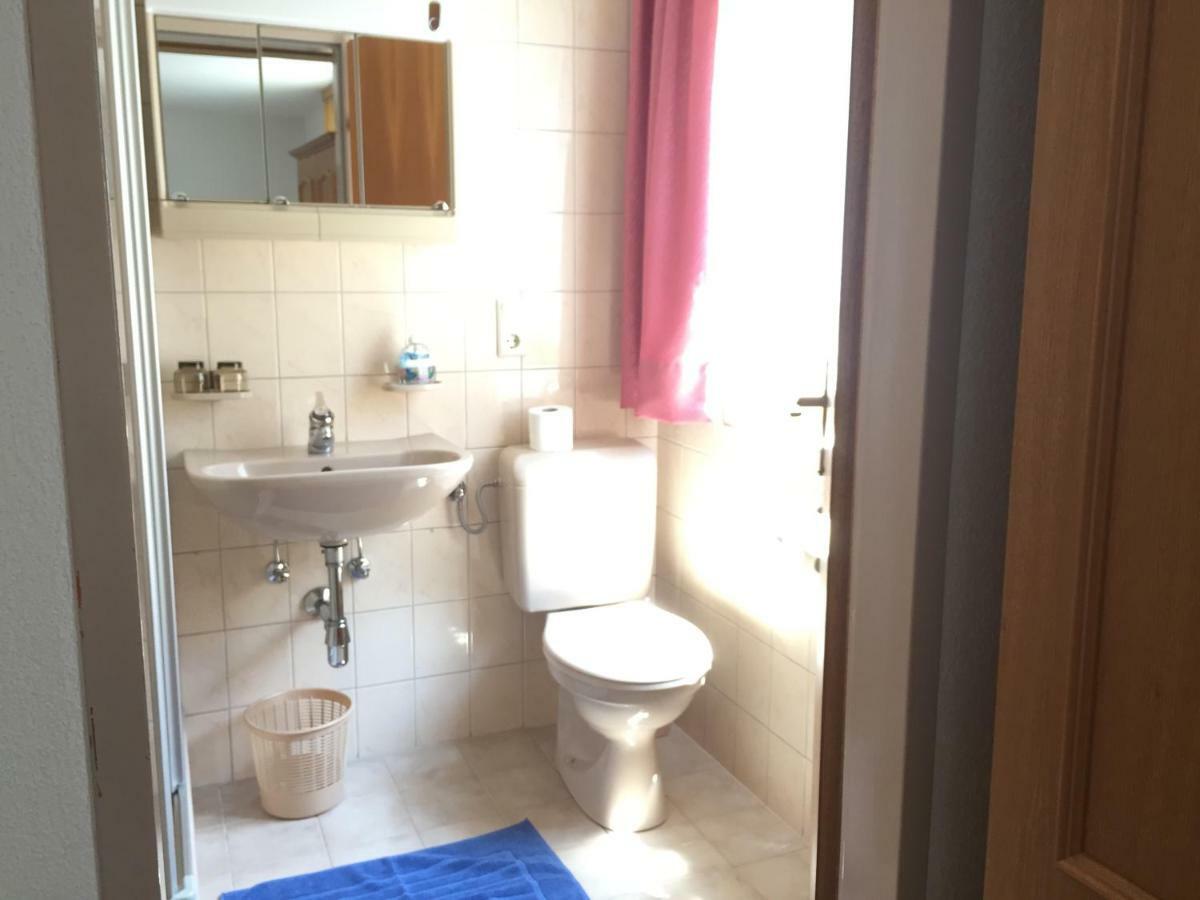 Haus-Nummer 355 Bei Renate & Roland Pfunds Bagian luar foto
